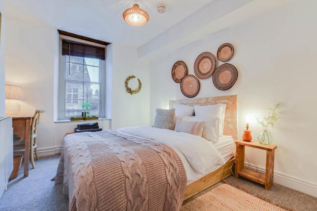 The Malthouse - Naturally Styled Central Apartment Сайърънсестър Екстериор снимка