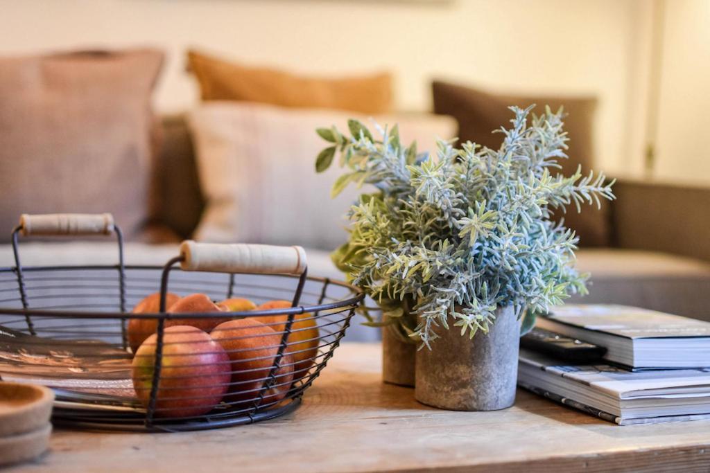 The Malthouse - Naturally Styled Central Apartment Сайърънсестър Екстериор снимка